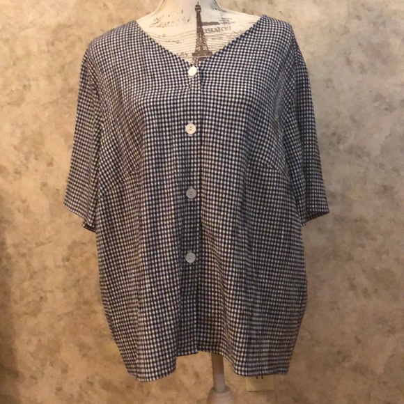 Casual Corner Tops - 👚 Casual Corner Woman’s Blouse